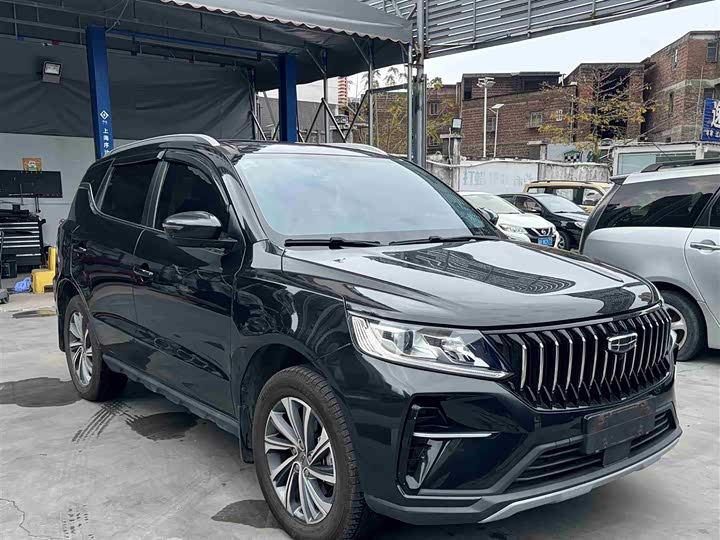 Фото 3 - Geely Vision X6