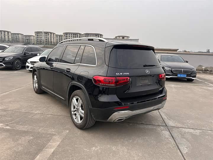 Фото 3 - Mercedes-Benz GLB-Class