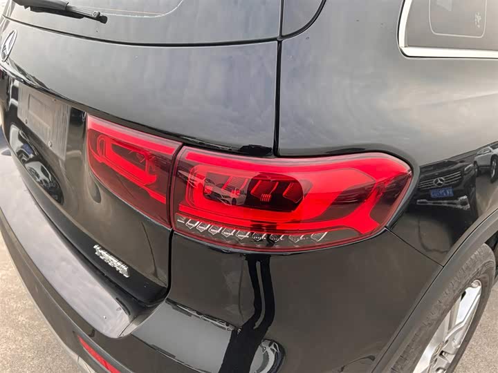 Фото 6 - Mercedes-Benz GLB-Class