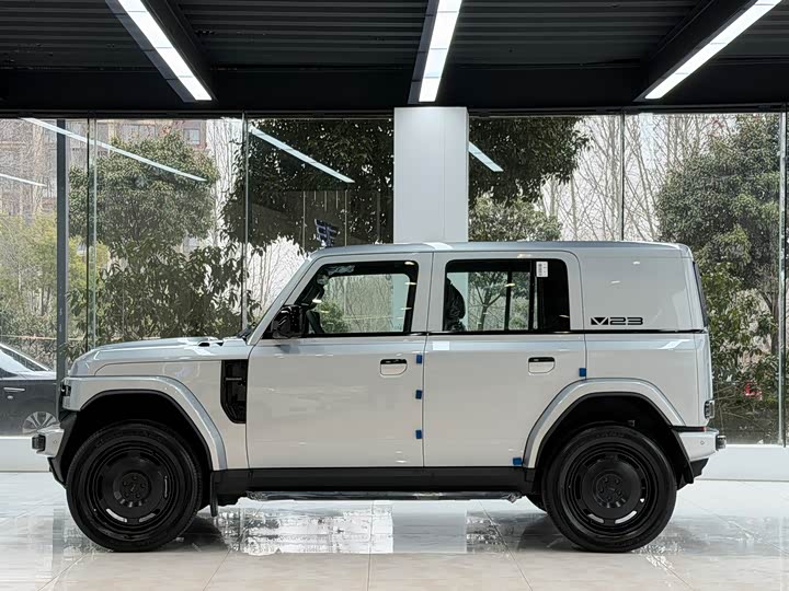 Фото 3 - Chery iCar V23