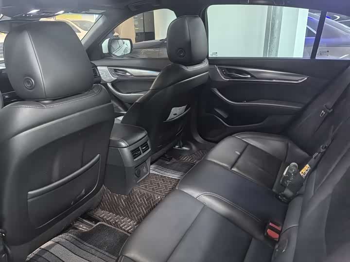 Photo 8 - Cadillac CT5