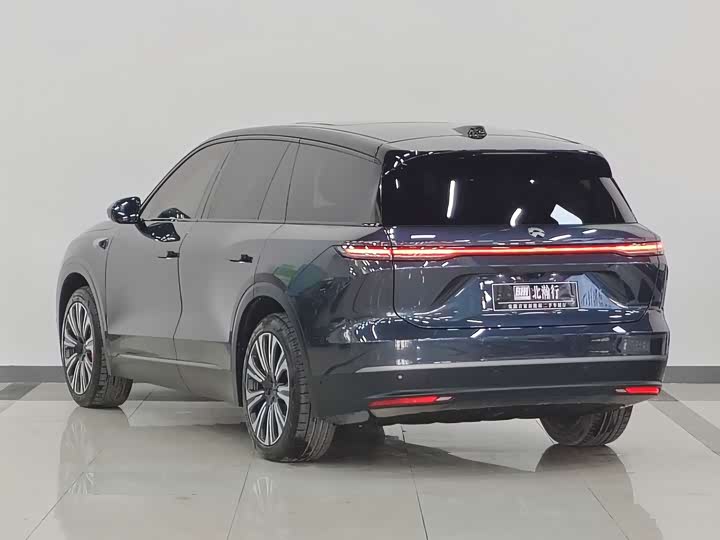 Фото 6 - Nio ES8