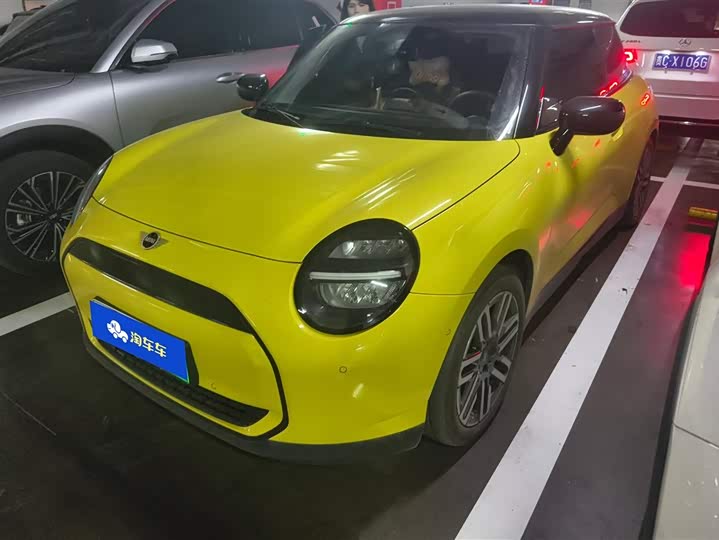 Фото 1 - Mini Cooper