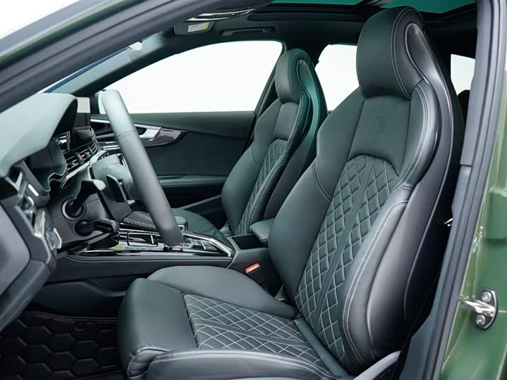 Фото 8 - Audi S4