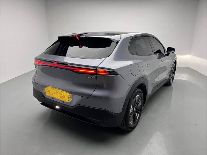 Фото 4 - Changan Deepal S05