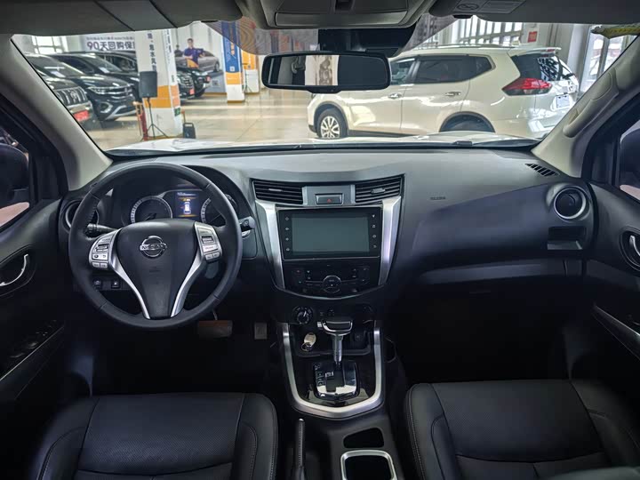 Фото 9 - Nissan Terra