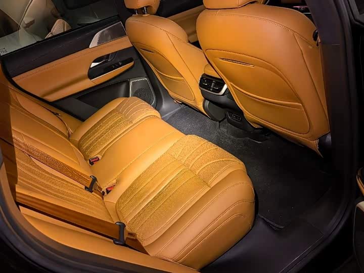 Фото 8 - XPeng G9