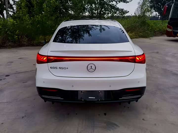 Photo 5 - Mercedes-Benz EQS