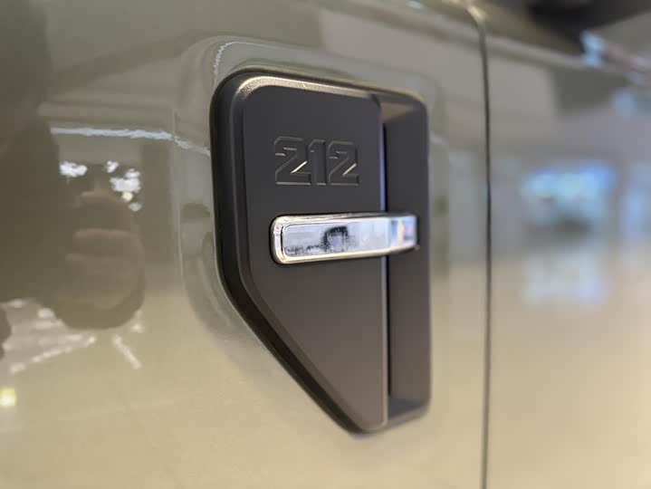 Фото 5 - BAW 212 T01