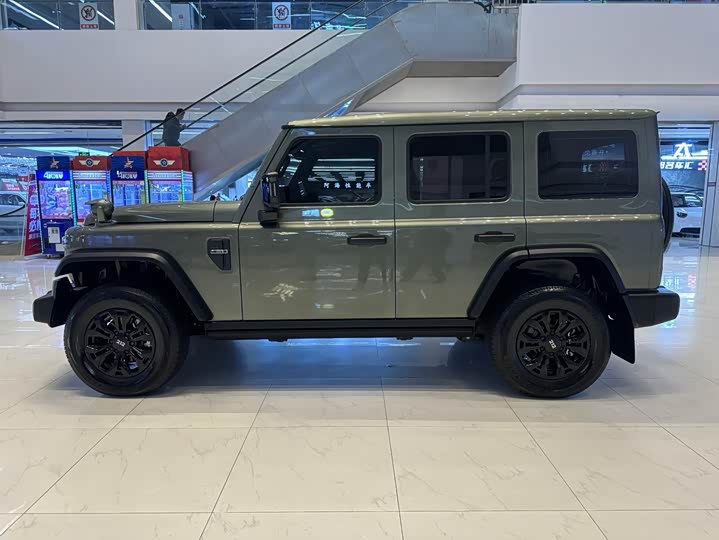 Фото 9 - BAW 212 T01