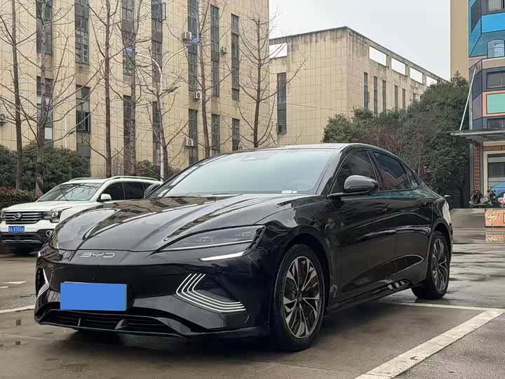 Фото 1 - BYD Seal
