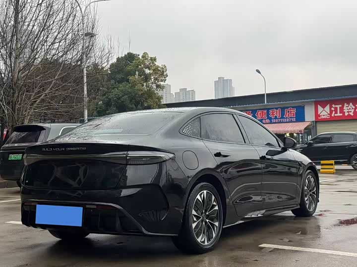 Фото 3 - BYD Seal