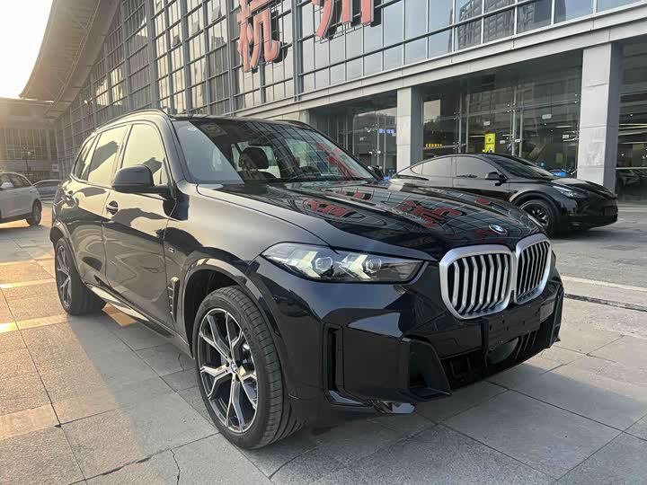 Фото 2 - BMW X5