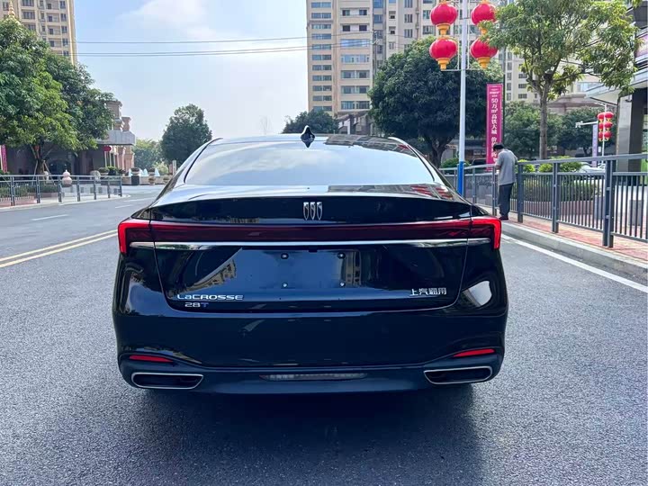 Фото 5 - Buick LaCrosse