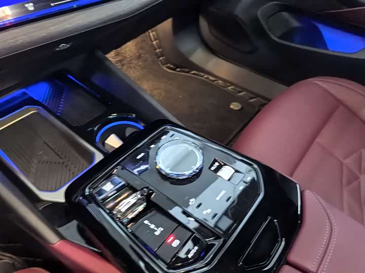 Фото 8 - BMW 5 Series