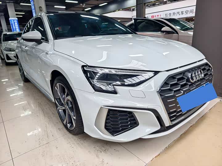 Фото 3 - Audi A3