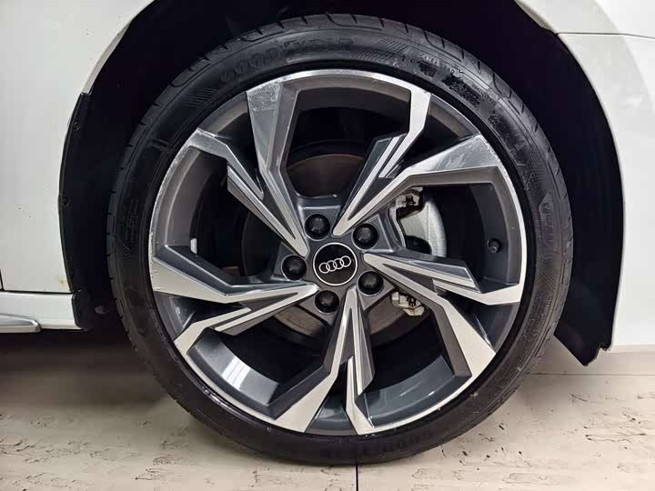 Фото 4 - Audi A3