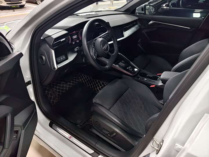 Фото 5 - Audi A3