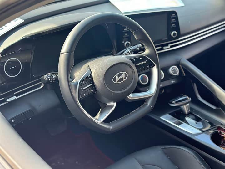 Фото 4 - Hyundai Elantra N line