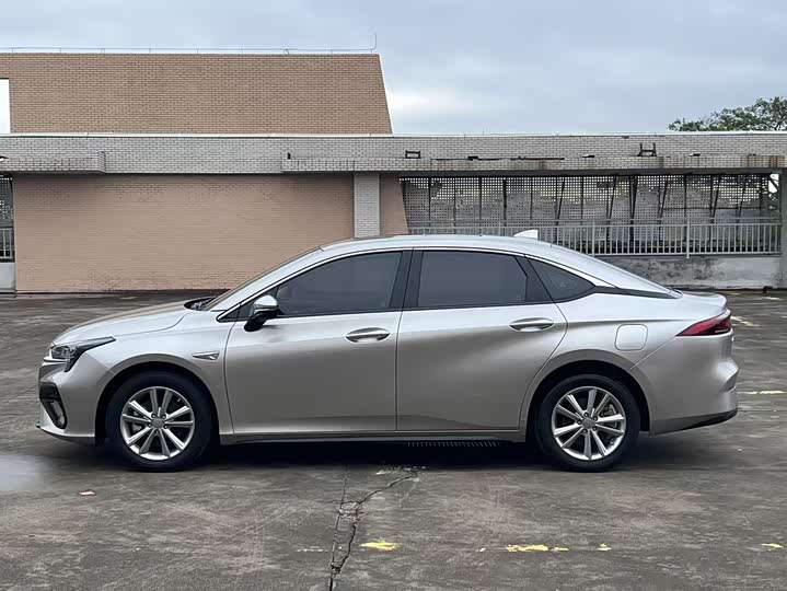 Фото 8 - GAC Aion S