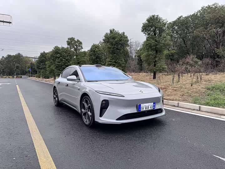 Фото 3 - Nio ET5