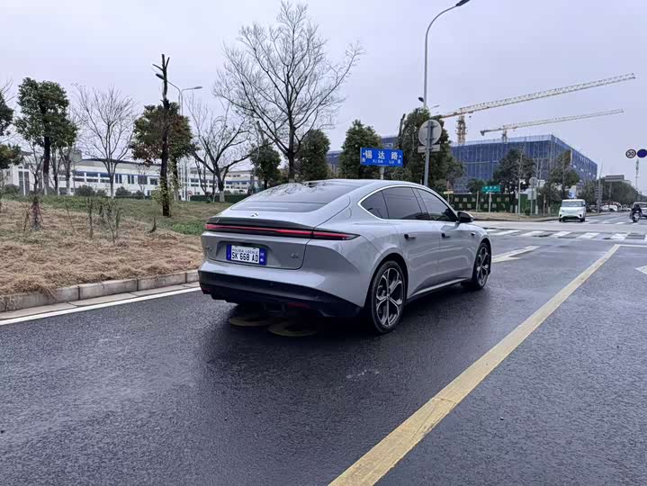 Фото 4 - Nio ET5