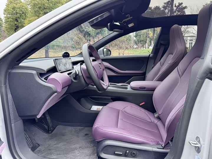 Фото 9 - Nio ET5