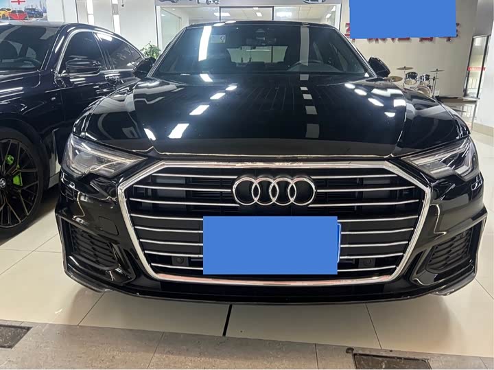 Фото 2 - Audi A6L