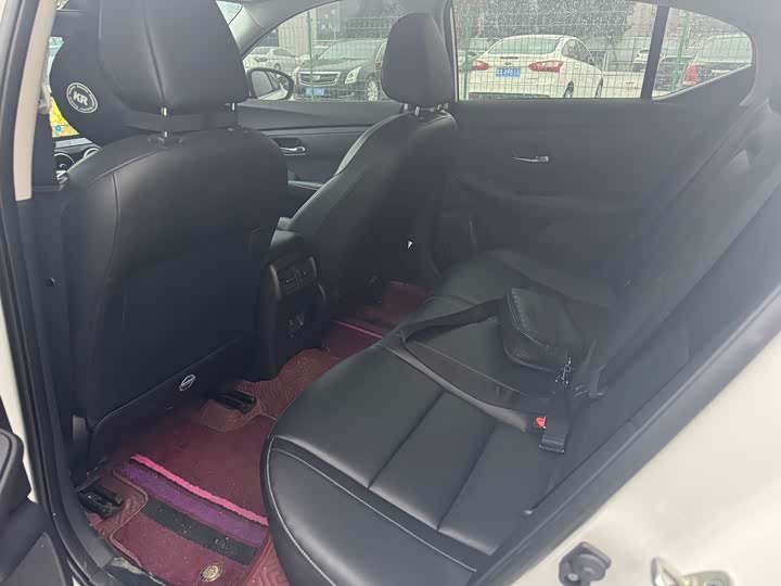 Фото 5 - Nissan Sylphy