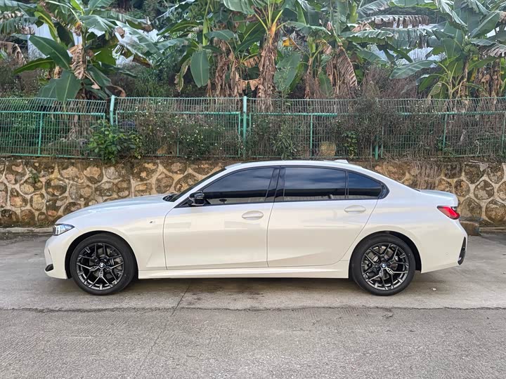 Фото 3 - BMW 3 Series