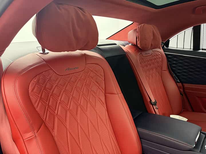 Фото 5 - Bentley Flying Spur