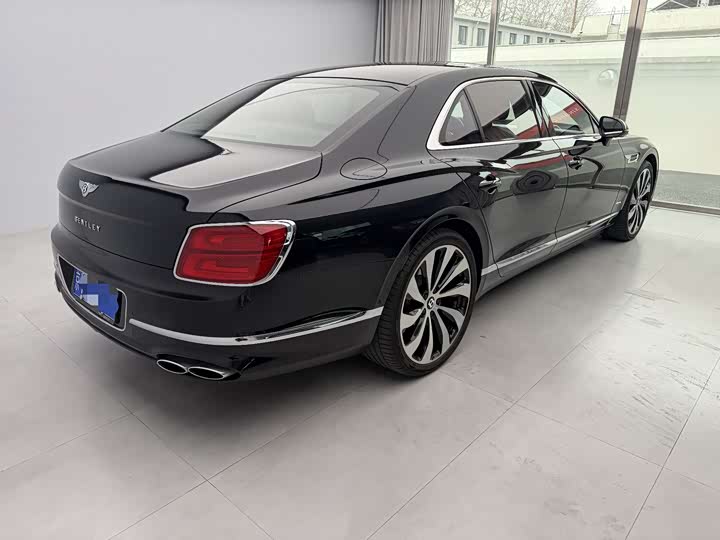 Фото 7 - Bentley Flying Spur