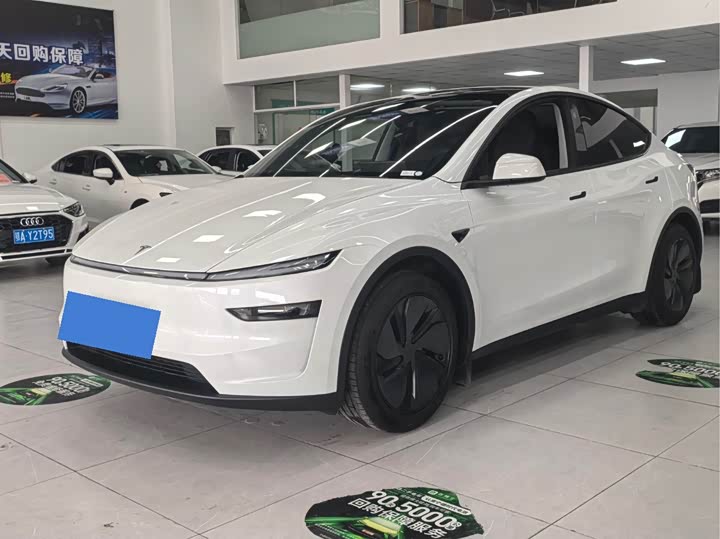 Photo 1 - Tesla Model Y