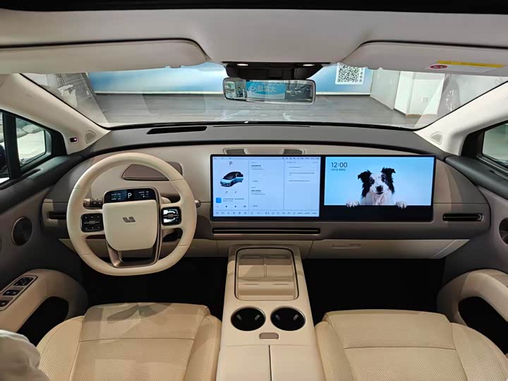 Фото 4 - LiXiang i8