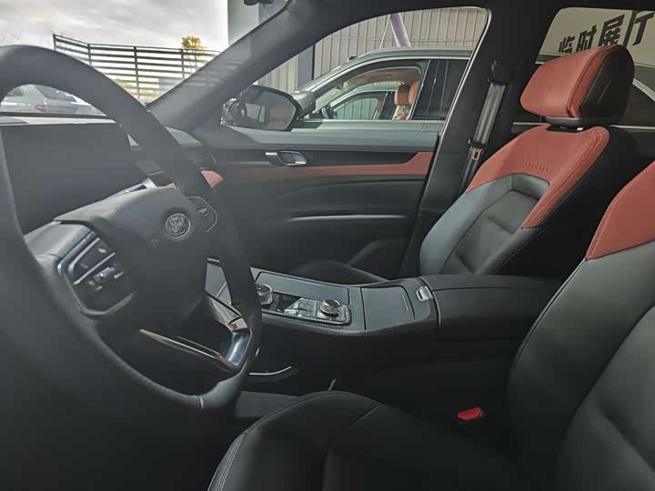 Фото 4 - Ford Equator Hybrid