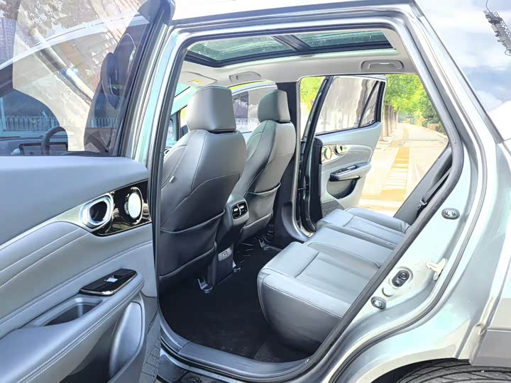 Photo 5 - GAC Aion V