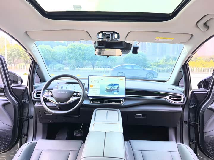 Photo 6 - GAC Aion V