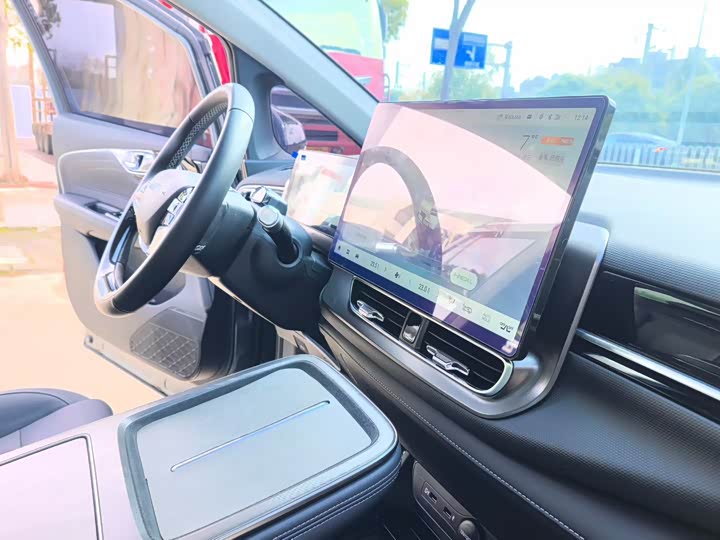 Photo 7 - GAC Aion V