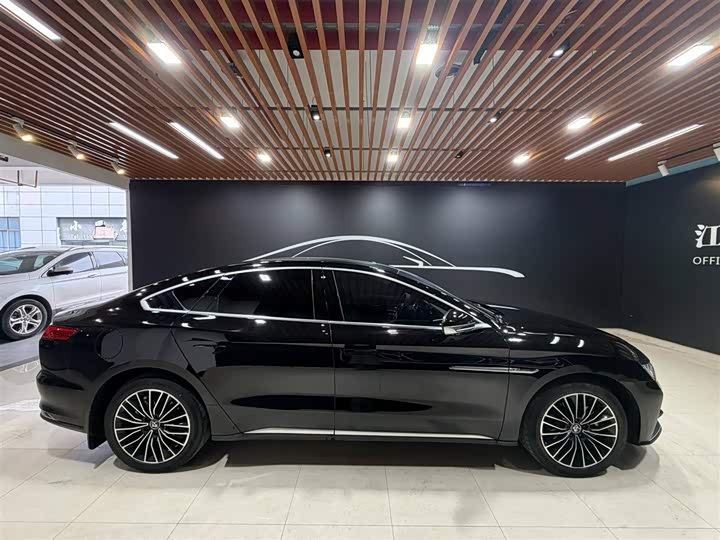 Фото 5 - BYD Han