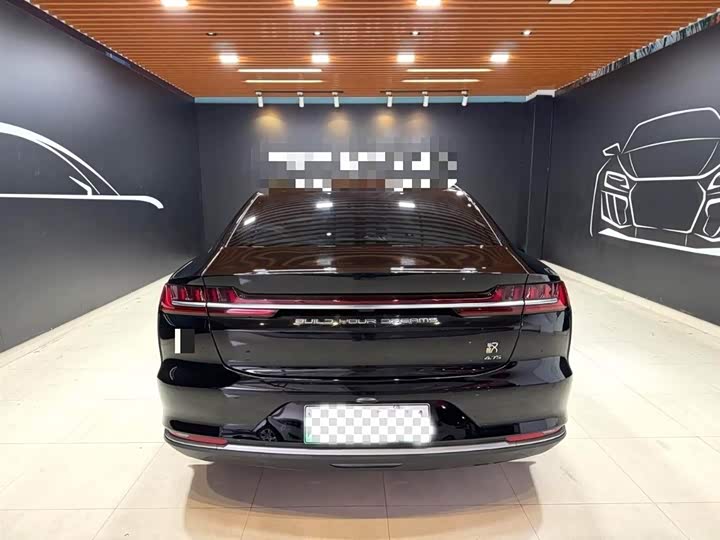 Фото 9 - BYD Han