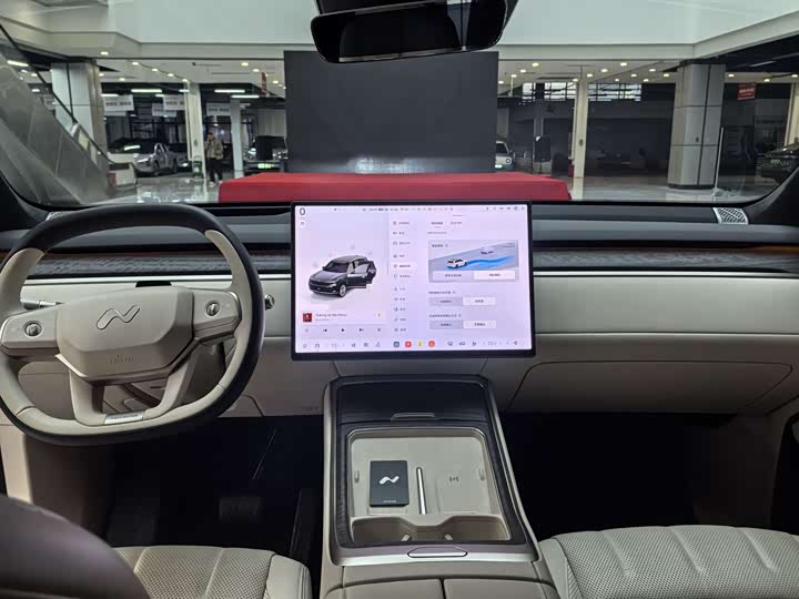 Фото 9 - Nio Onvo L90