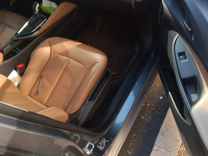 Фото 8 - Buick GL6