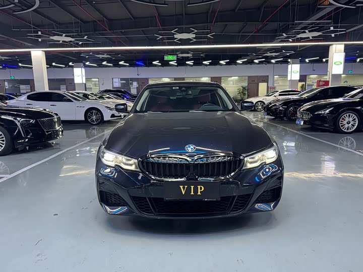 Фото 2 - BMW 3 Series