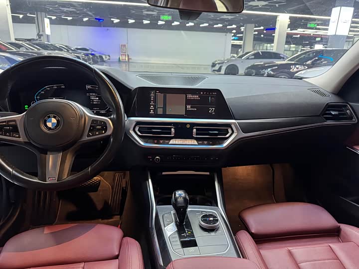 Фото 7 - BMW 3 Series