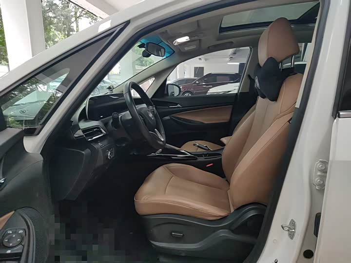 Фото 7 - Buick GL6