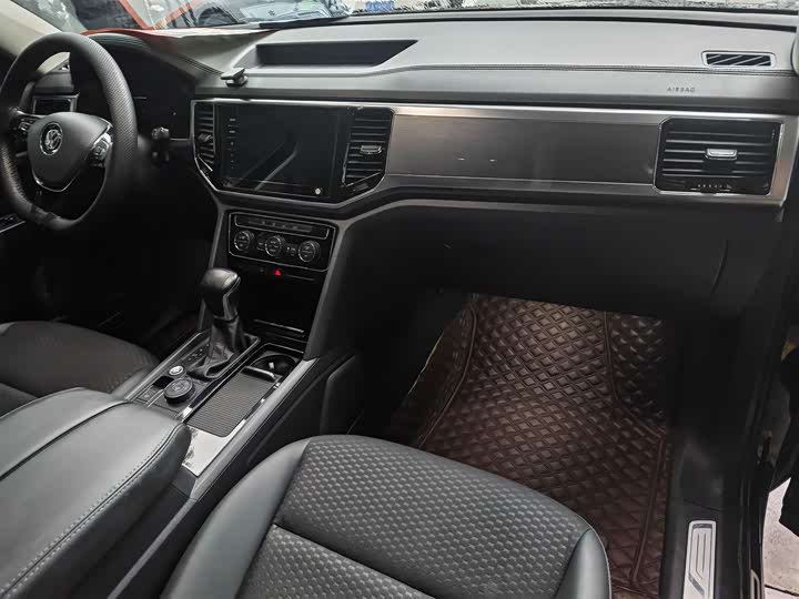 Фото 9 - Volkswagen Teramont Pro