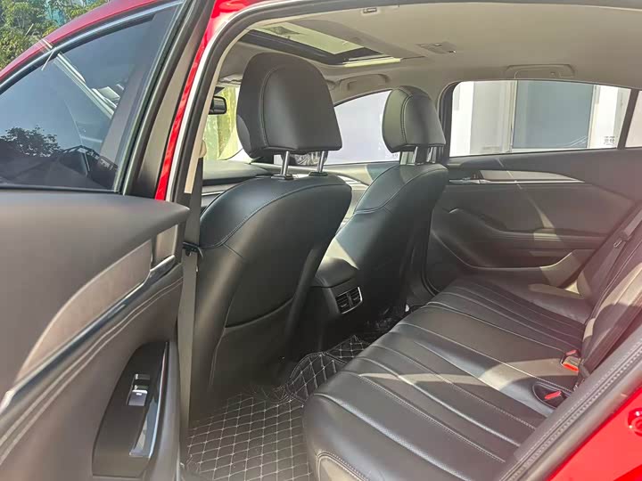 Фото 5 - Mazda Atenza