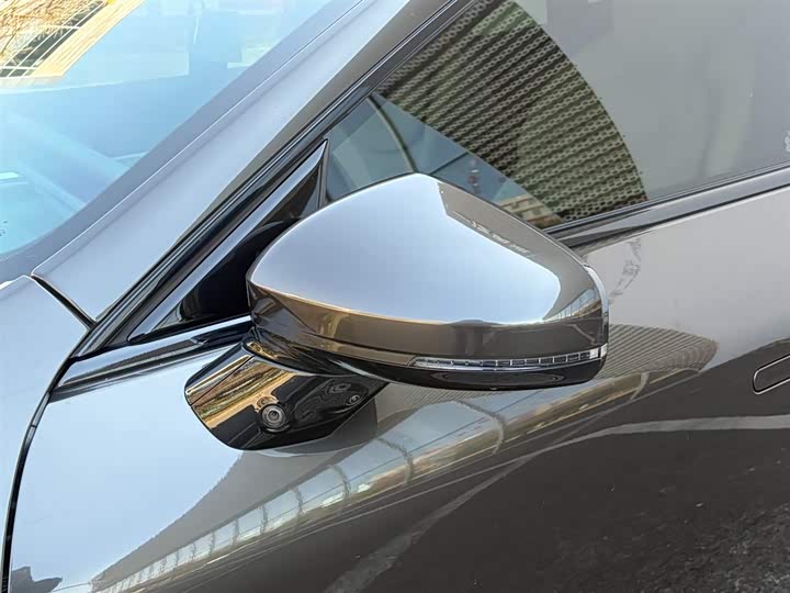 Фото 9 - XPeng P7