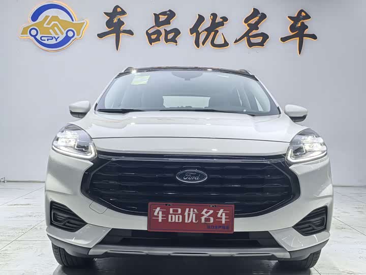 Фото 2 - Ford Escape