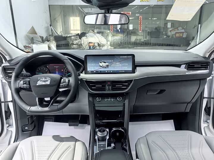 Фото 5 - Ford Escape